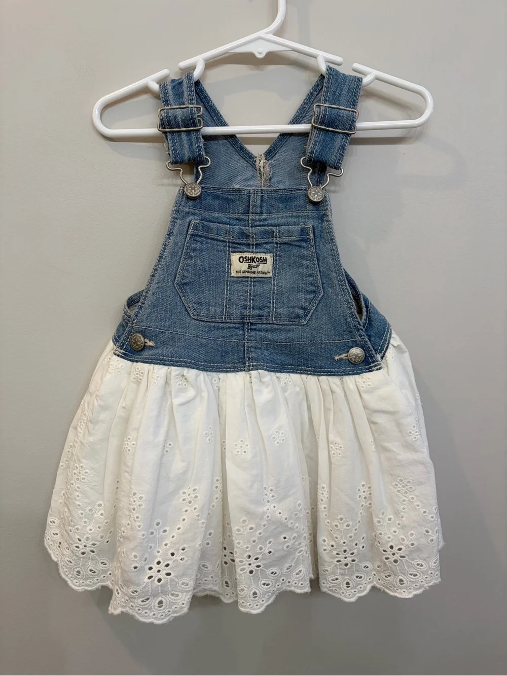 Osh Kosh B’Gosh Denim Overall Lace Dress Sz 18 Mo Vestbak White Eyelet Bottom